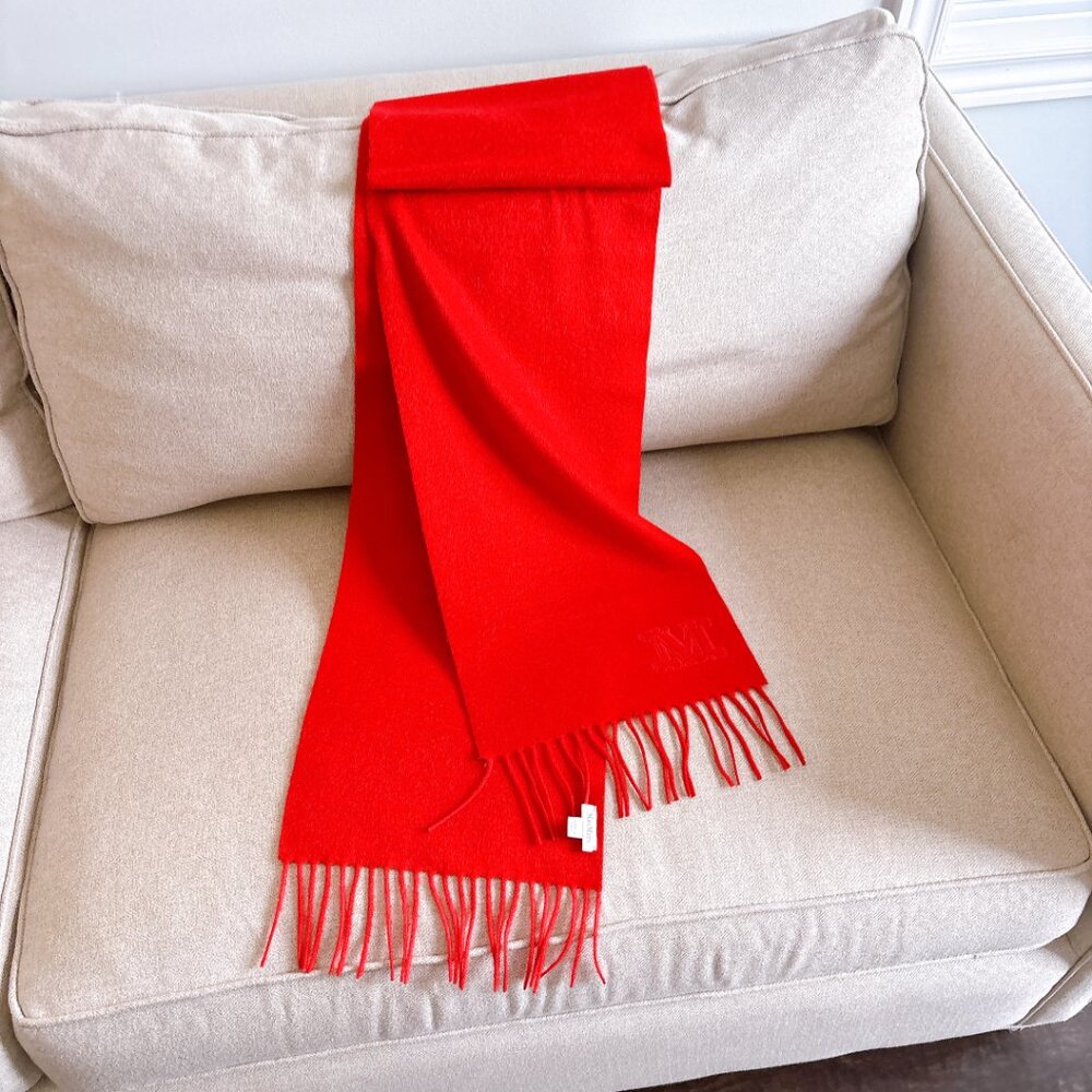 99% NEW MAXMARA CASHMERE SCARF